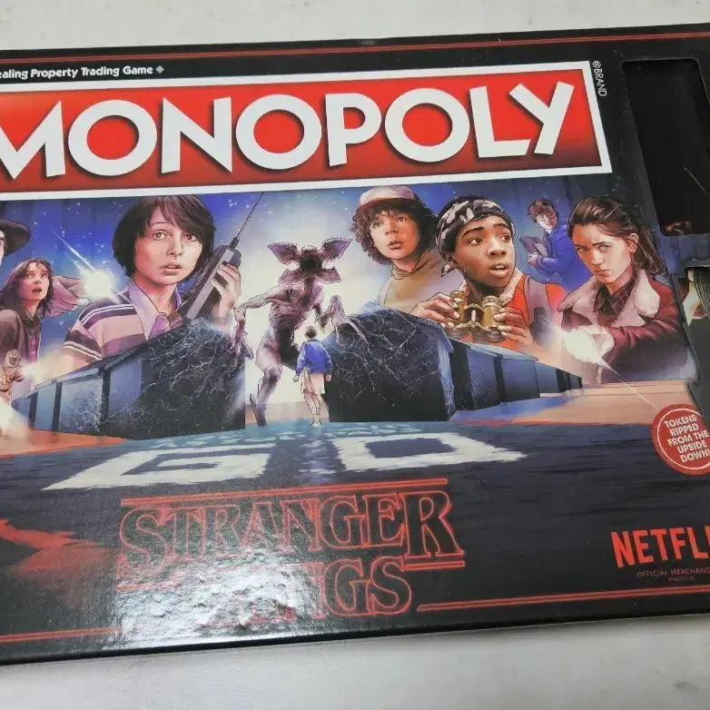 [SOLD OUT] 모노폴리 기묘한이야기 Stranger Things 보드게임