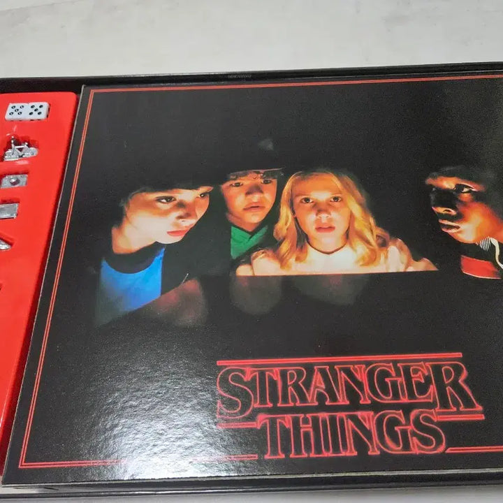 [SOLD OUT] 모노폴리 기묘한이야기 Stranger Things 보드게임