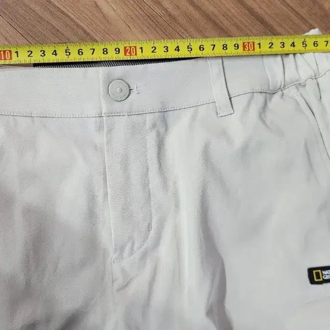 [SOLD OUT] 새상품 내셔널지오그래픽 아이보리