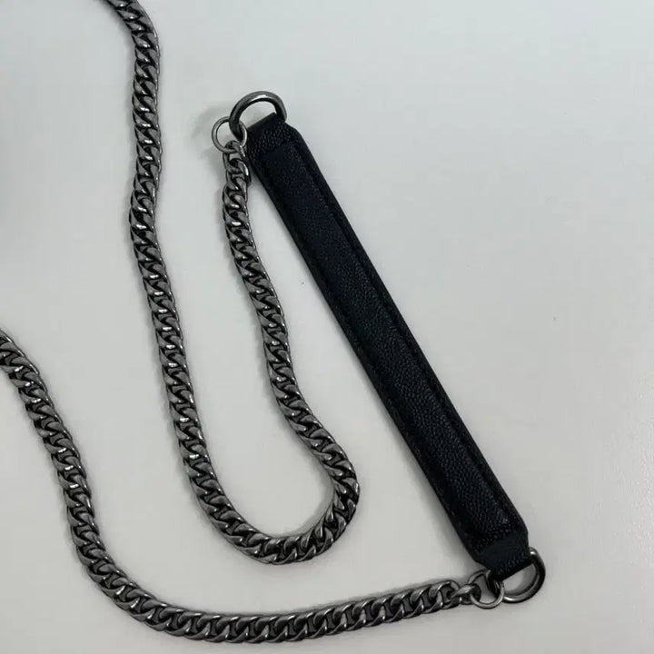 [BUNJANG] Couronne Lindsey 23 Crossbody Bag / [정품] 쿠론 린지 23 크로스백 블랙