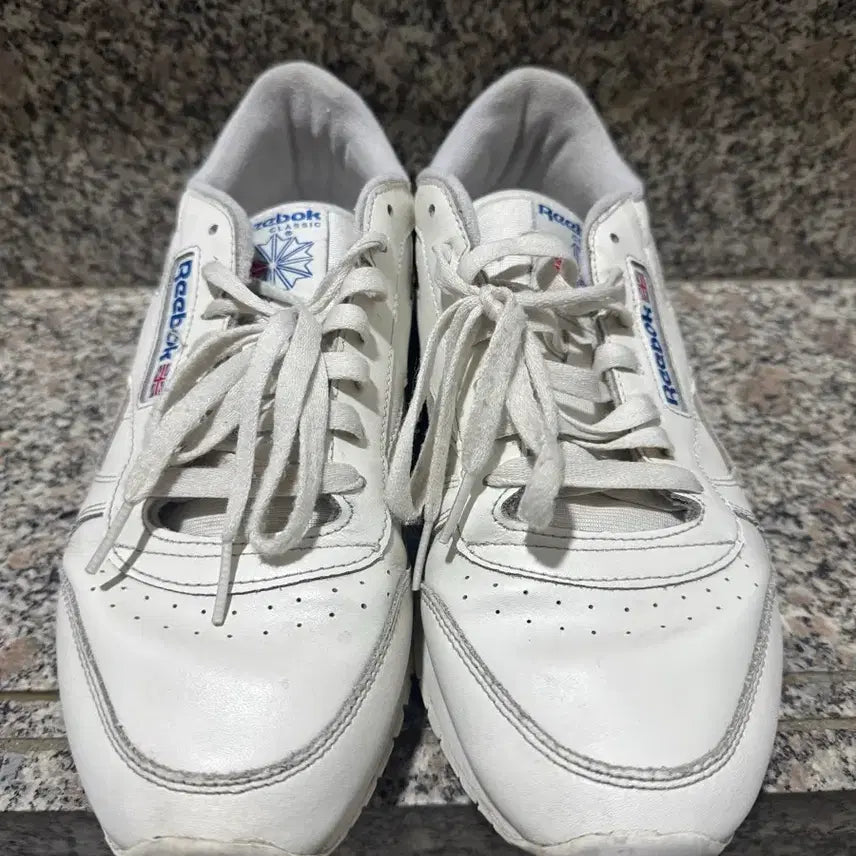 [BUNJANG] Reebok Classic Sneakers / 리복 REEBOK 클래식 270-275 사이즈