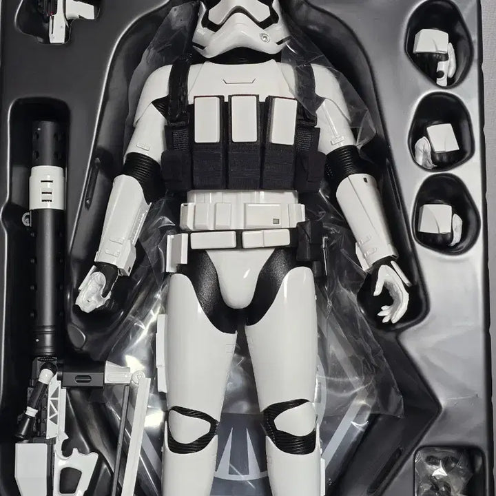 [BUNJANG] Hot Toys First Order Stormtrooper Heavy Gunner MMS318 Figure / 핫토이 스타워즈 퍼스트오더 스톰트루퍼 헤비거너 mms318