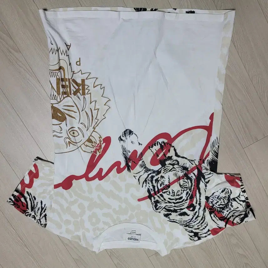 [SOLD OUT] KENZO 겐조 화이트 멀티 프린팅 반팔 티셔츠