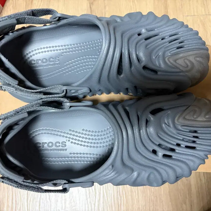 [BUNJANG] Crocs x Salehe Bembury Niagara Sandals / 크록스 x 살레헤 벰버리 나이아가라