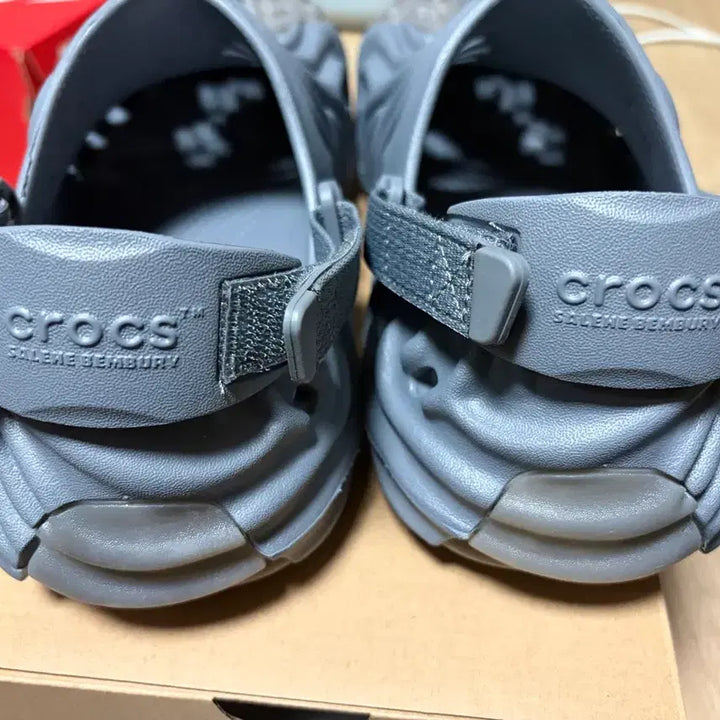 [BUNJANG] Crocs x Salehe Bembury Niagara Sandals / 크록스 x 살레헤 벰버리 나이아가라