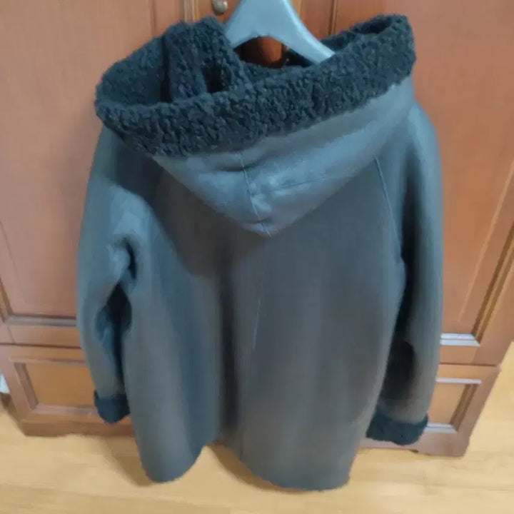 [SOLD OUT] 무배)마쥬리얼양털양가죽무스탕