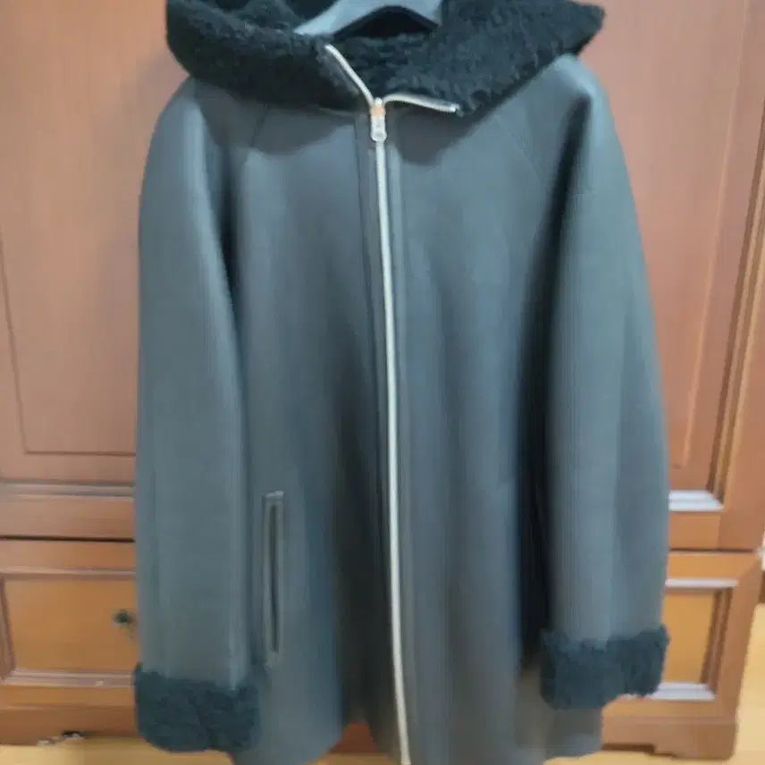 [SOLD OUT] 무배)마쥬리얼양털양가죽무스탕