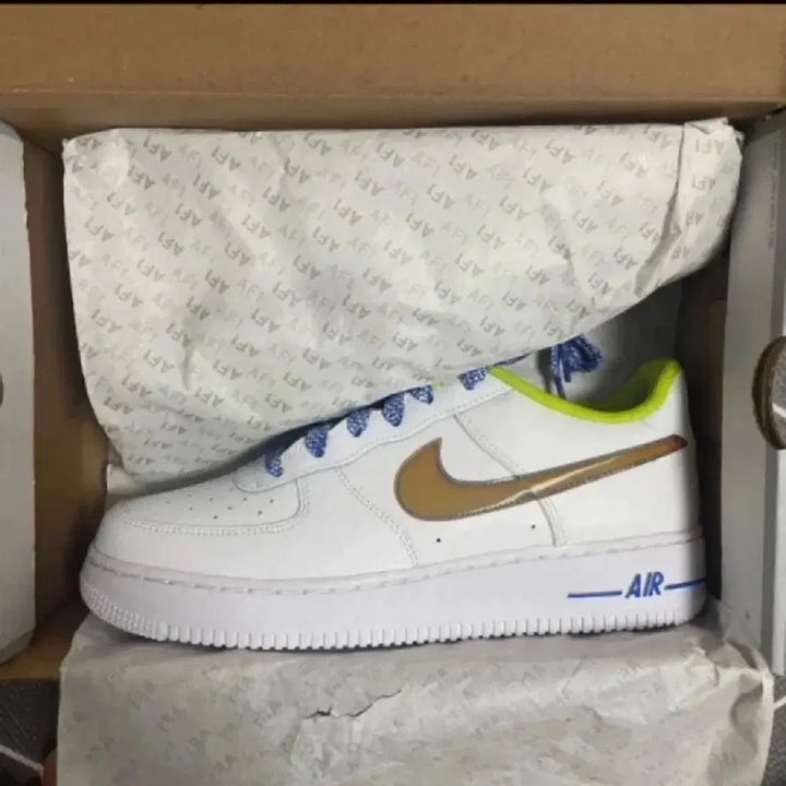 [BUNJANG] Nike Air Force Green Sneakers (250) / (새상품) 나이키 에어포스 그린 남녀공용 250