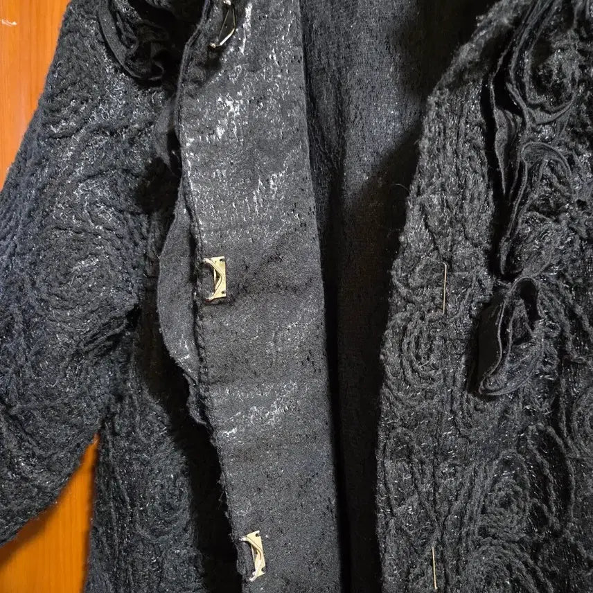 [BUNJANG] Doho Flower Lace Black Short Sleeve Coat / 도호 플라워 레이스 블랙 반팔 코트