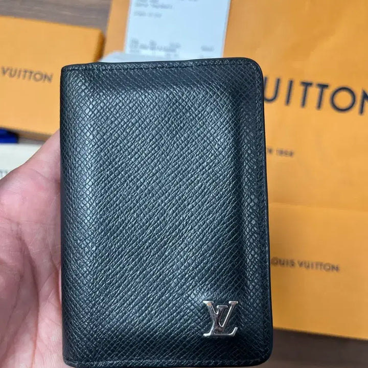 [BUNJANG] Louis Vuitton Tiger Card Organizer Black M30283 / 루이비통 타이가 오거나이저 카드지갑