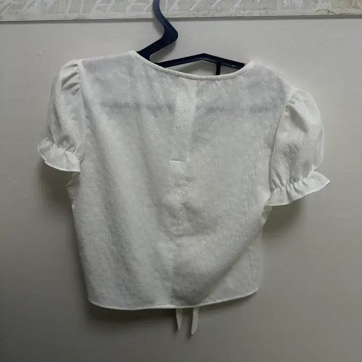 [BUNJANG] Ivory Tie Blouse / 타이 블라우스