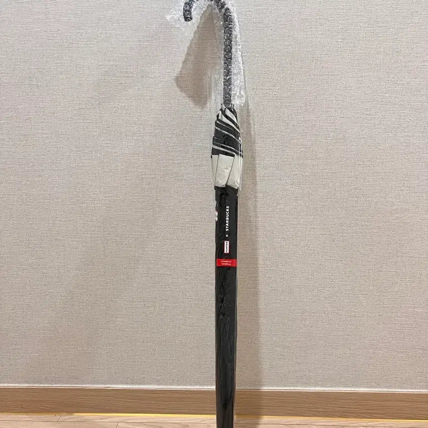 [BUNJANG] Hunter x Starbucks Collaboration Umbrella Black / 헌터 x 스타벅스 콜라보 우산 블랙