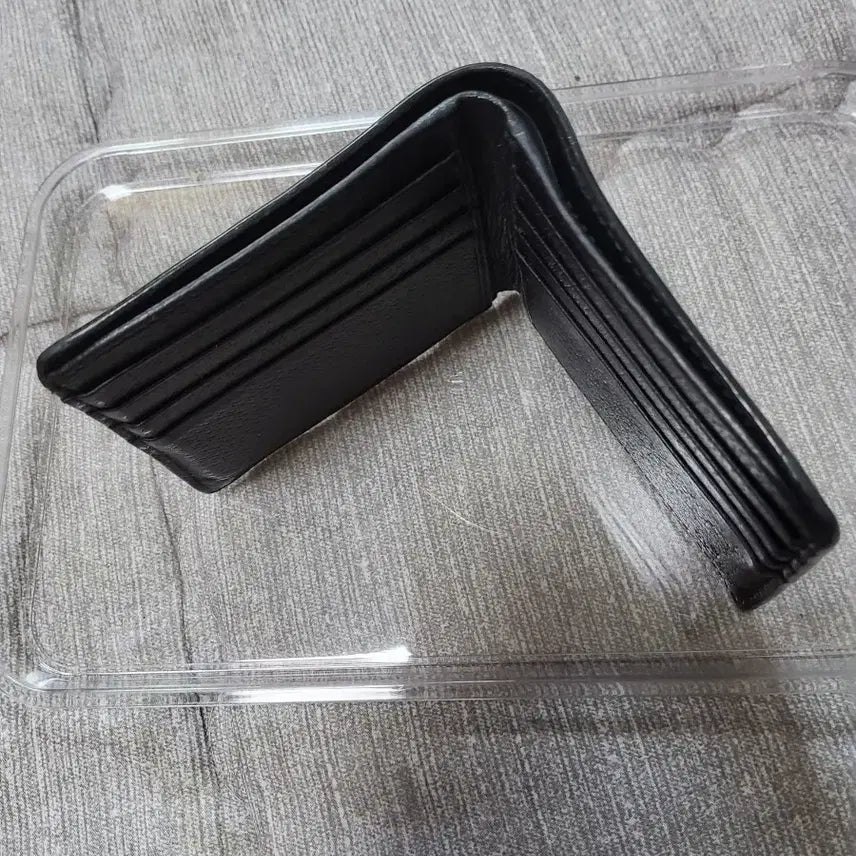 [BUNJANG] Gucci GG Marmont Black Bifold Wallet / 구찌 GG 마몬트 반지갑 블랙