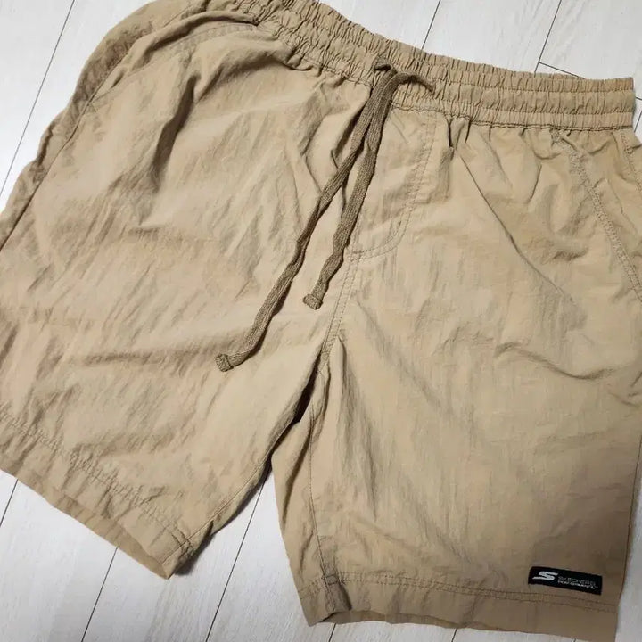 [SOLD OUT] 스케쳐스 퍼포먼스 베이지색 밴딩 반바지 사이즈32 L사용감 좀 많아서