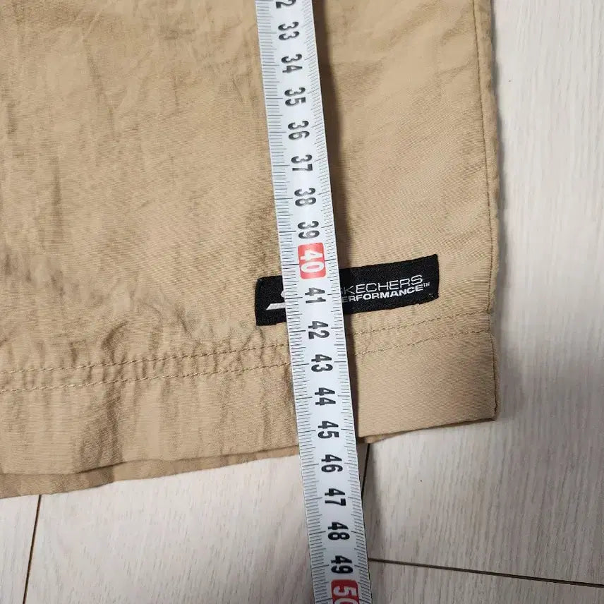 [SOLD OUT] 스케쳐스 퍼포먼스 베이지색 밴딩 반바지 사이즈32 L사용감 좀 많아서