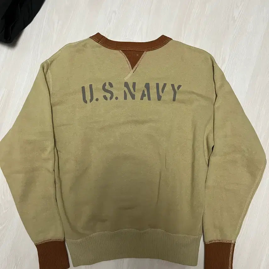 [BUNJANG] Toys McCoy Road Runner US Navy Sweatshirt / 토이즈 맥코이 로드러너 us navy 미군 스웻 셔츠