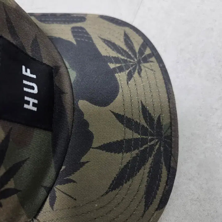 [BUNJANG] HUF Plant Life Camo 5 Panel Camp Cap / 허프 플랜트 라이프 카모 5패널 캠프캡