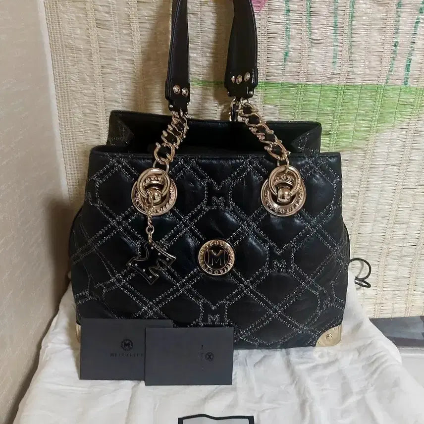 [BUNJANG] Metrocity Quilted Chain Shoulder Bag Black / 메트로시티 퀼팅 체인 숄더백 블랙