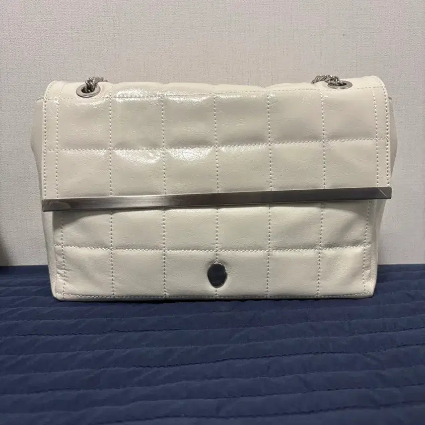 [BUNJANG] Ostkaka Knut Quilting Frame Ivory / 오스트카카 크누트 퀼팅 프레임 아이보리