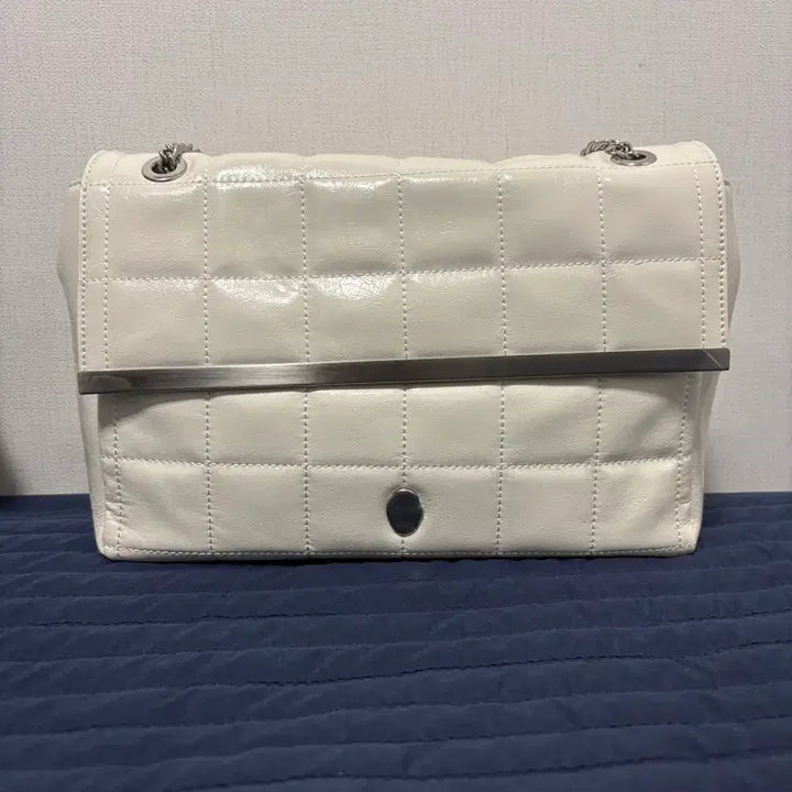 [BUNJANG] Ostkaka Knut Quilting Frame Ivory / 오스트카카 크누트 퀼팅 프레임 아이보리