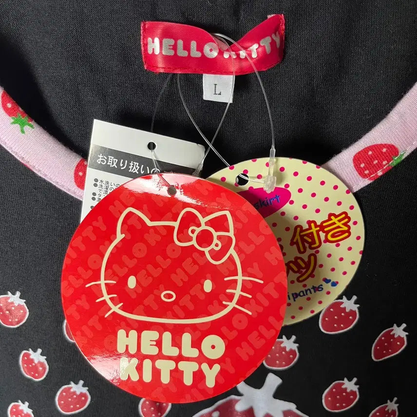 [BUNJANG] Hello Kitty Strawberry Ringer T-Shirt / [Hello Kitty] 헬로키티 딸기 링거티셔츠 (새상품)