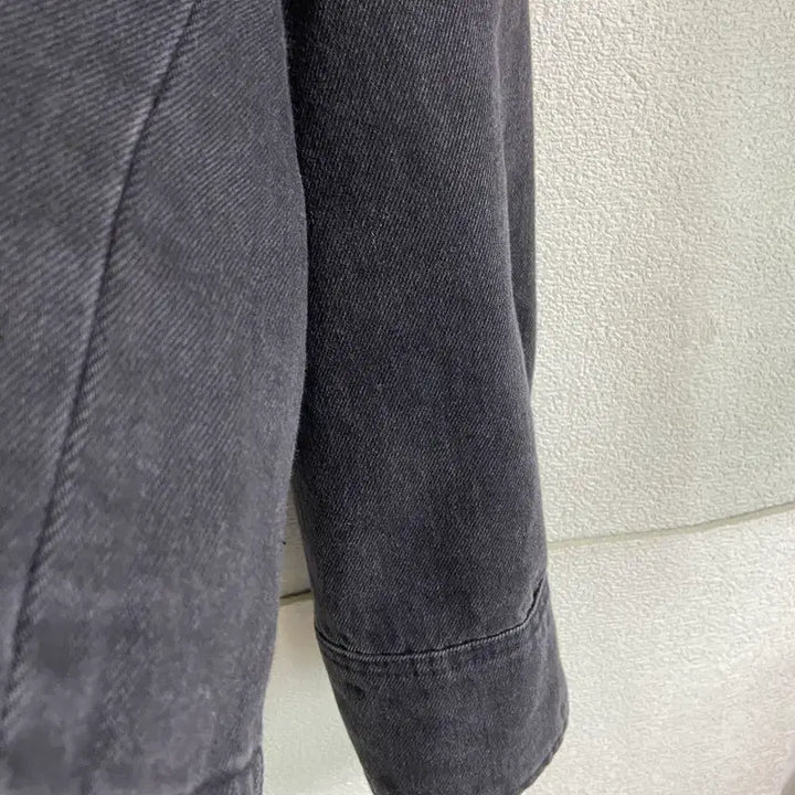 [SOLD OUT] (새상품급)럭키슈에뜨 프릴 빅카라 소매벌룬 데님자켓
