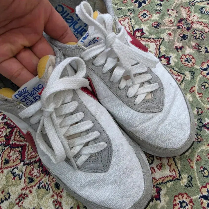 [BUNJANG] Nike Waffle Trainer 2 Grey Gym Red Sneakers / [최종할인] 나이키 와플 트레이너2 그레이 짐레드 9.5 270