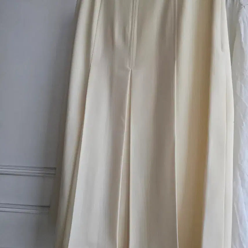 [BUNJANG] Vintage Cream Pleated Midi Skirt / 크림색 플리츠스커트 주름미디스커트 빈티지