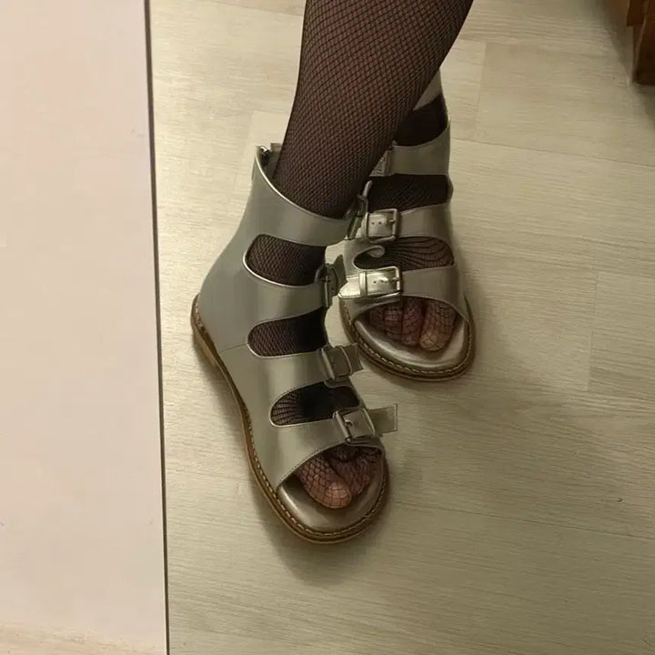[BUNJANG] Silver Belt Gladiator Sandals (Size 235) / 실버 밸트 샌들 글래디에이터 235
