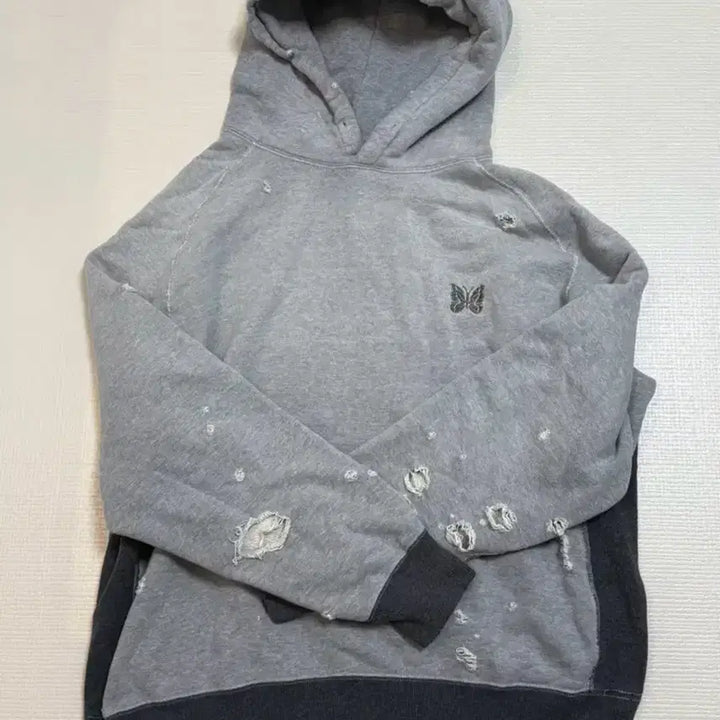 [BUNJANG] Needles 5 Cuts Hoodie - Grey / 니들스
