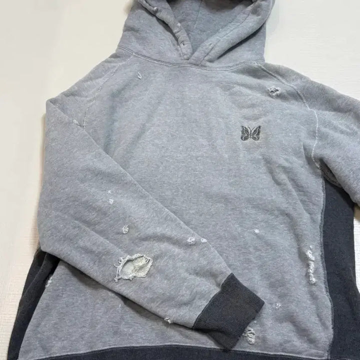 [BUNJANG] Needles 5 Cuts Hoodie - Grey / 니들스