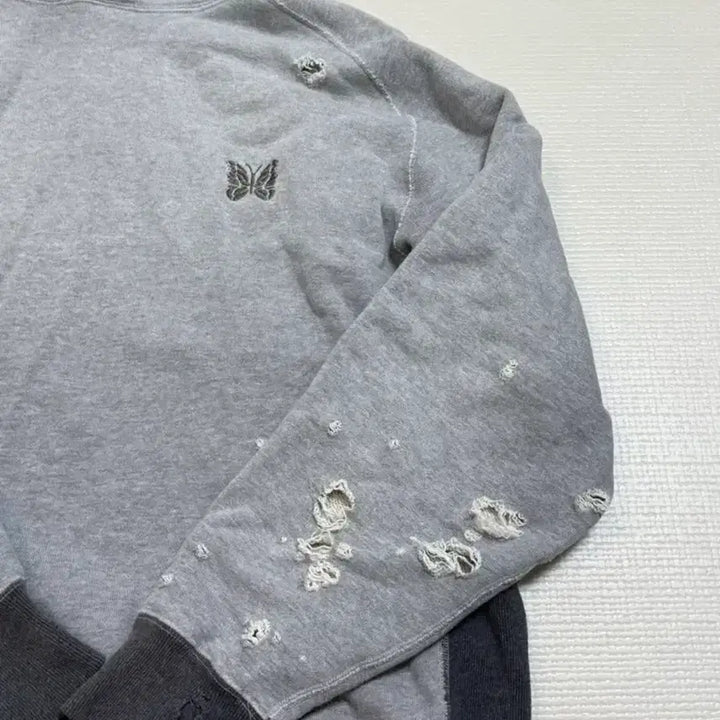 [BUNJANG] Needles 5 Cuts Hoodie - Grey / 니들스