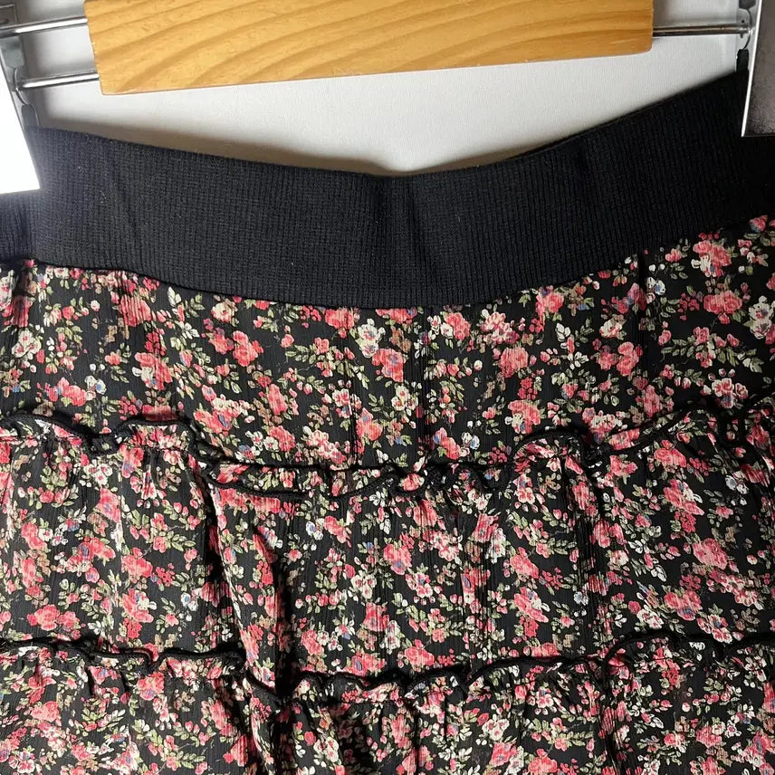 [BUNJANG] Cecil McBee Floral Lace Mini Skirt / [Cecil McBee] 세실맥비 플로럴 레이스 미니스커트