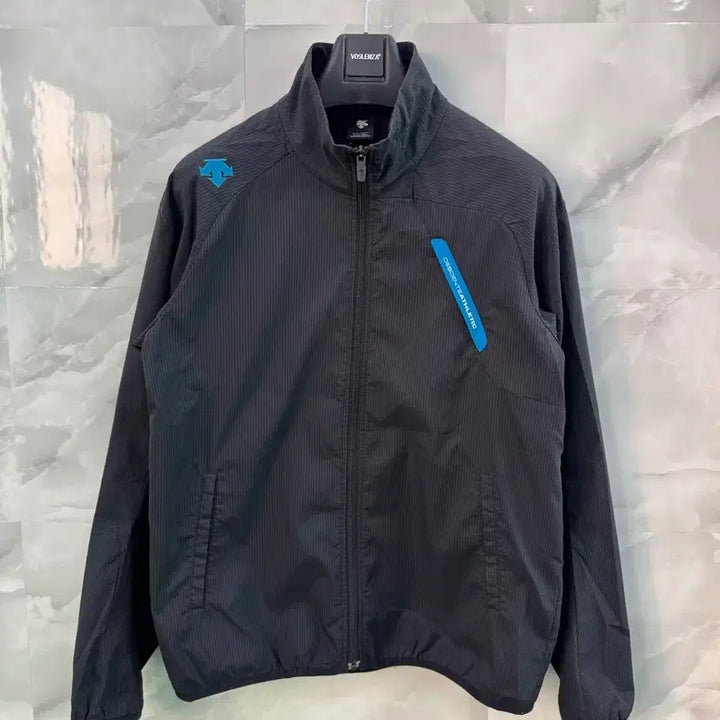 [SOLD OUT] 데상트 남성 바람막이 블랙 자켓 100