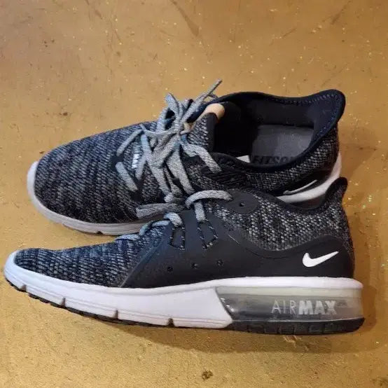 [BUNJANG] Nike Air Max Black Sneakers / 나이키운동화