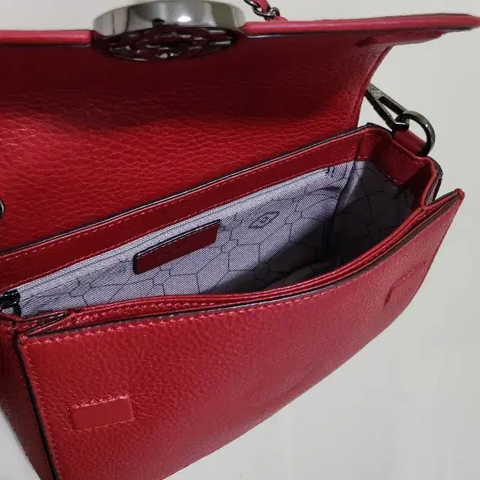 [BUNJANG] Oryany Red Chain Shoulder Bag / 오야니 레드 체인 숄더백 가방
