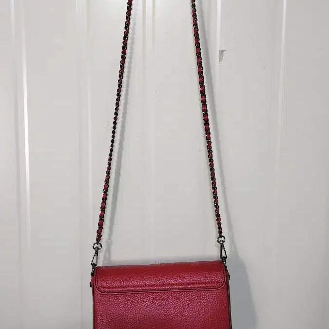 [BUNJANG] Oryany Red Chain Shoulder Bag / 오야니 레드 체인 숄더백 가방