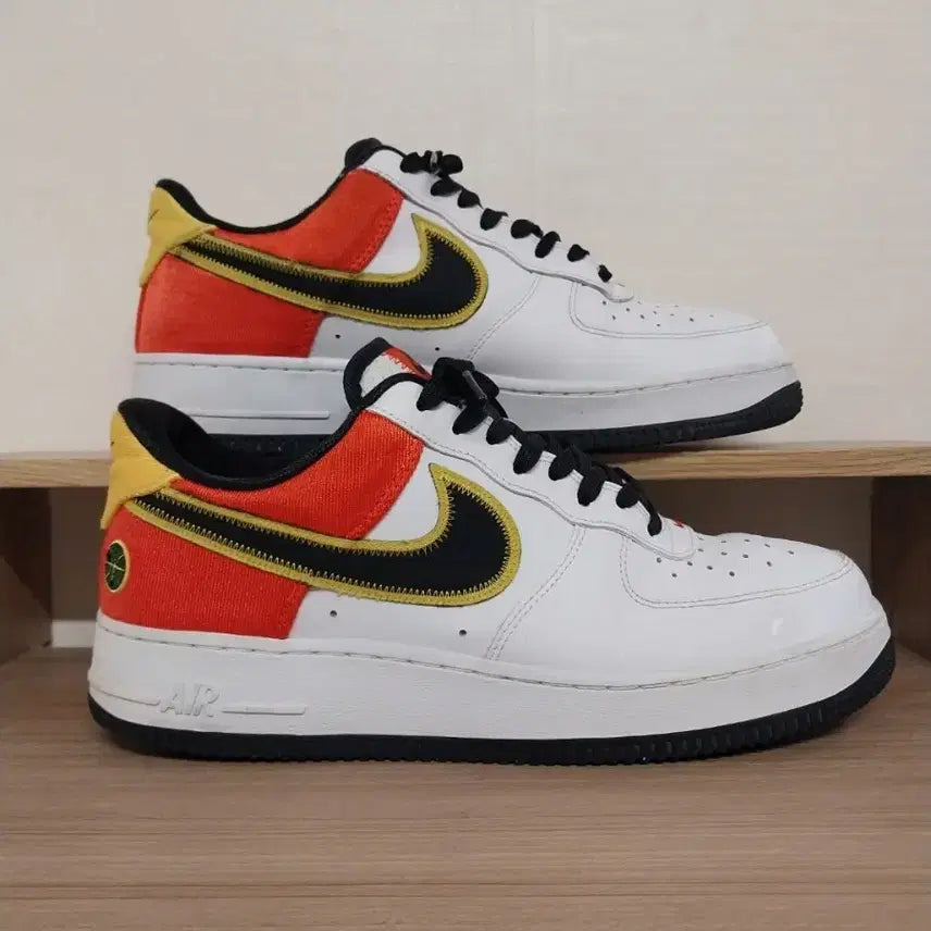 [SOLD OUT] 남성 나이키 에어포스1 07 LV8 스니커즈, 운동화 (275)