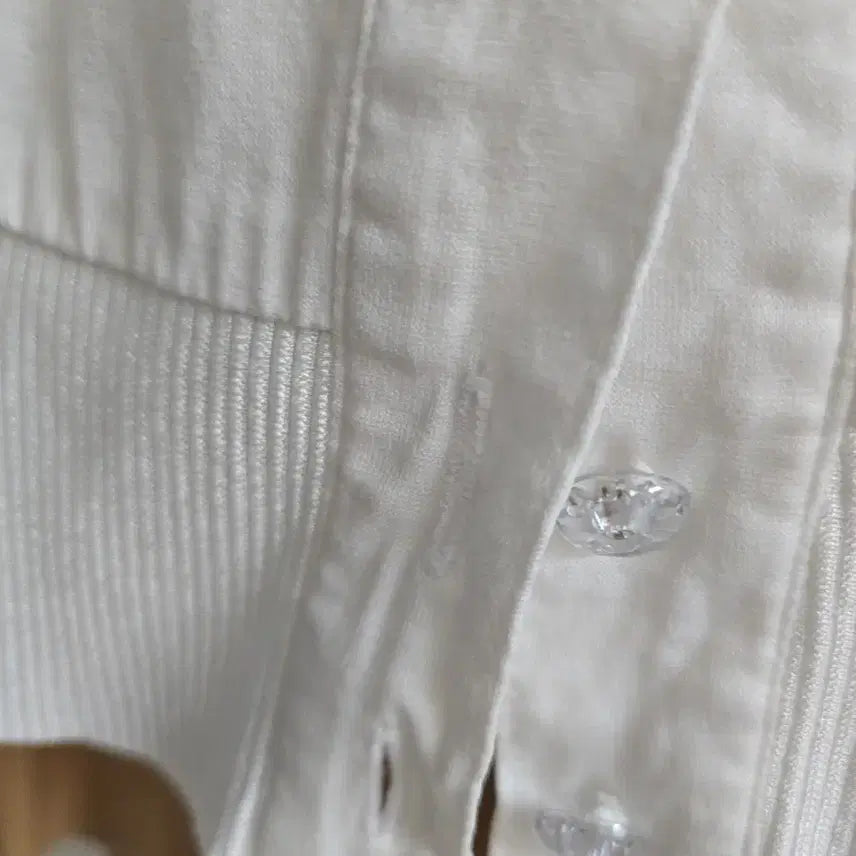 [BUNJANG] Vintage White Cotton Applique Embroidery Blouse / 소장가치 화이트빈티지 면 블라우스 아플리케자수 반팔 셔츠
