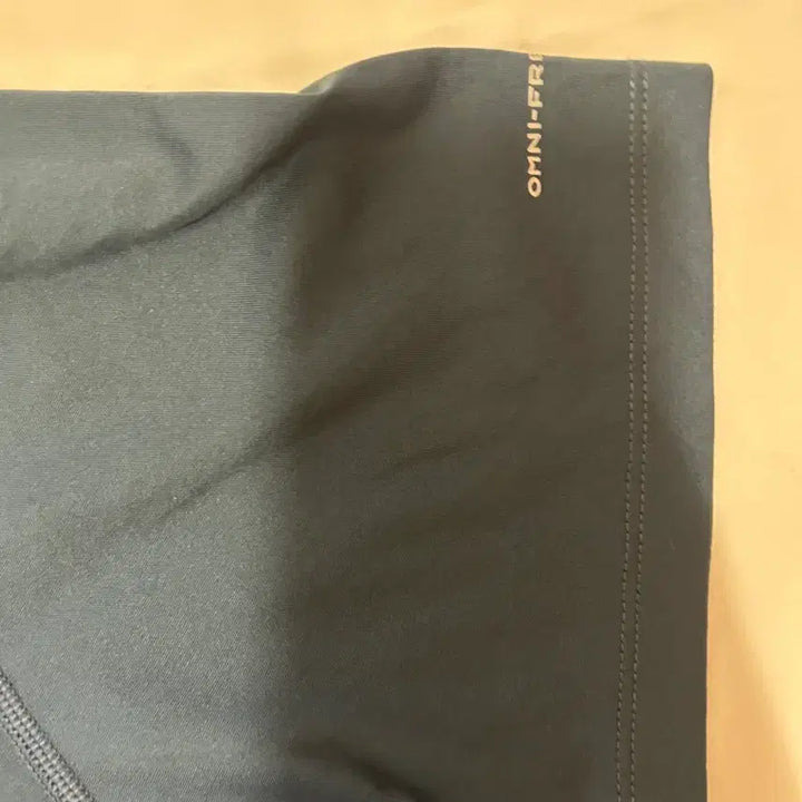 [SOLD OUT] 컬럼비아 네이비 반팔 폴로티 XL .(63)
