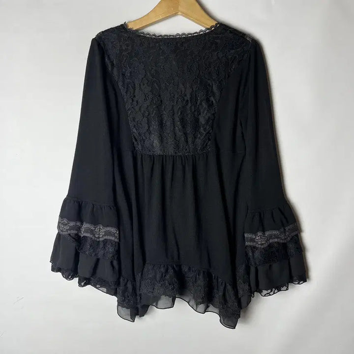 [SOLD OUT] [AXES FEMME] 엑시즈팜 고딕풍 레이스 슬리브 (새상품)