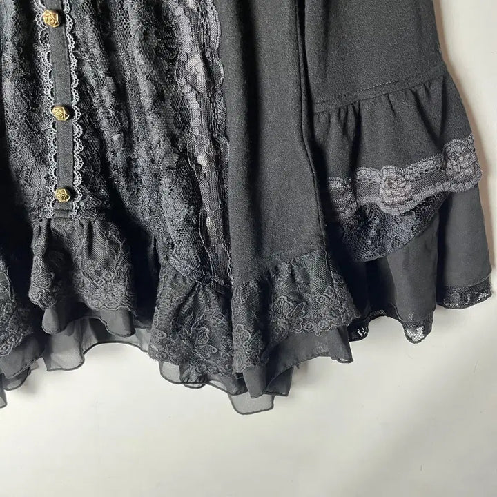 [SOLD OUT] [AXES FEMME] 엑시즈팜 고딕풍 레이스 슬리브 (새상품)