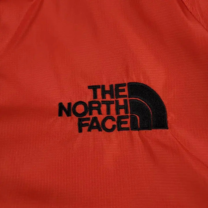 [BUNJANG] The North Face White Label Red/Black Raglan Glash Hooded Jacket / 노스페이스 화이트라벨 레드 블랙 배색 로고 레글런 립스탑 글래쉬 후드 경