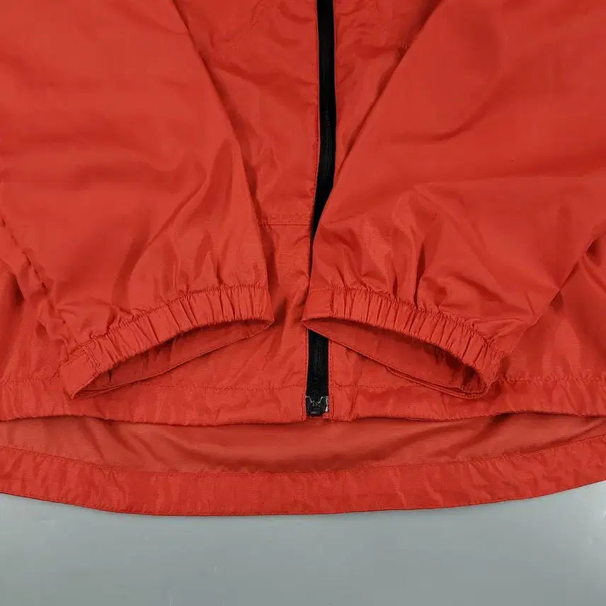 [BUNJANG] The North Face White Label Red/Black Raglan Glash Hooded Jacket / 노스페이스 화이트라벨 레드 블랙 배색 로고 레글런 립스탑 글래쉬 후드 경