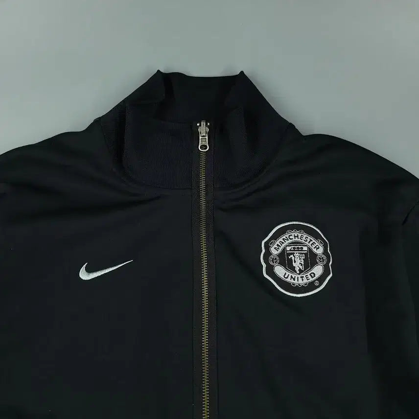 [SOLD OUT] 나이키 00s 블랙 그레이 블루 배색 스우시 로고 멘체스터 유나이티드 로