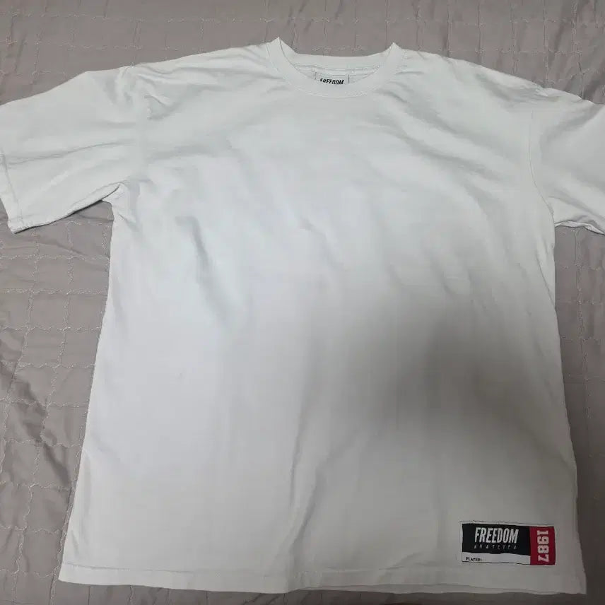 [BUNJANG] Freedom Printing White Short Sleeve T-shirt / 프리덤 프린팅 흰색 반팔 티셔츠