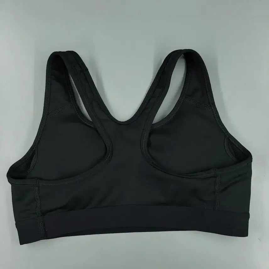 [SOLD OUT] 나이키 프로 블랙 톤톤 스우시 로고 스펠아웃 드라이핏 기능성 브라탑 스포