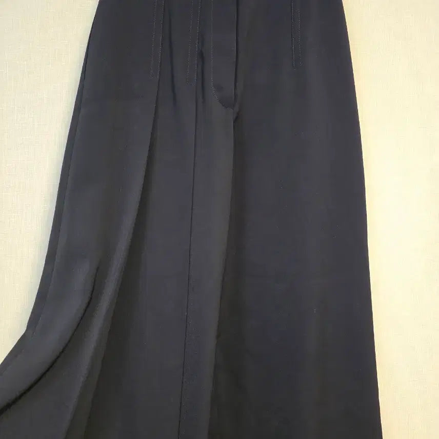 [BUNJANG] Lucky Chouette Pleated Wide Pants / 럭키슈에뜨 플리츠 와이드팬츠