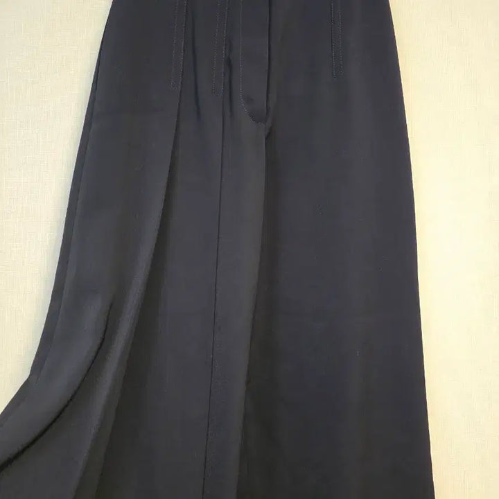 [BUNJANG] Lucky Chouette Pleated Wide Pants / 럭키슈에뜨 플리츠 와이드팬츠