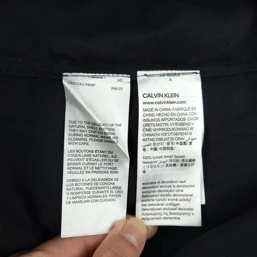 [BUNJANG] Calvin Klein Jeans Black Double Pocket Rayon Shirt / 캘빈클라인 진스 블랙 더블포켓 레이온 남방 셔츠 S